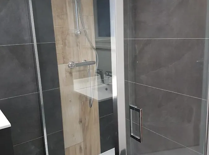 Renard 4 Etoiles شقة