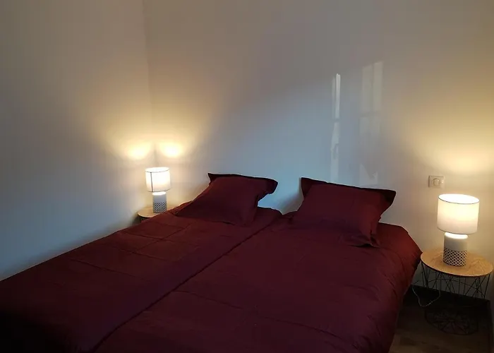 Renard 4 Etoiles شقة *