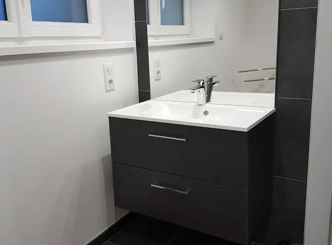 Renard 4 Etoiles شقة *